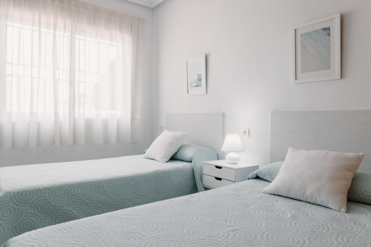Apartamentos Pagan Santiago De La Ribera Exteriér fotografie